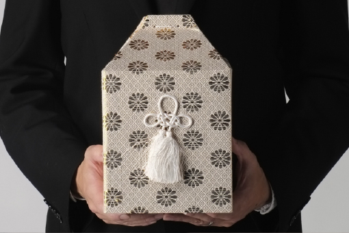 4、ご遺骨のお受け取り、契約